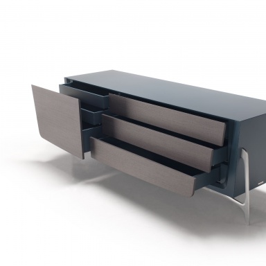 A chest of drawers MBS 007