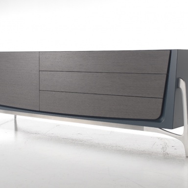 A chest of drawers MBS 007