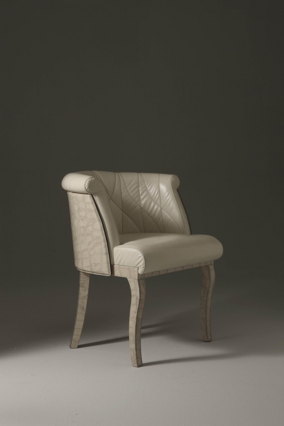 The Opus chair in natural wood, Colombo Stile