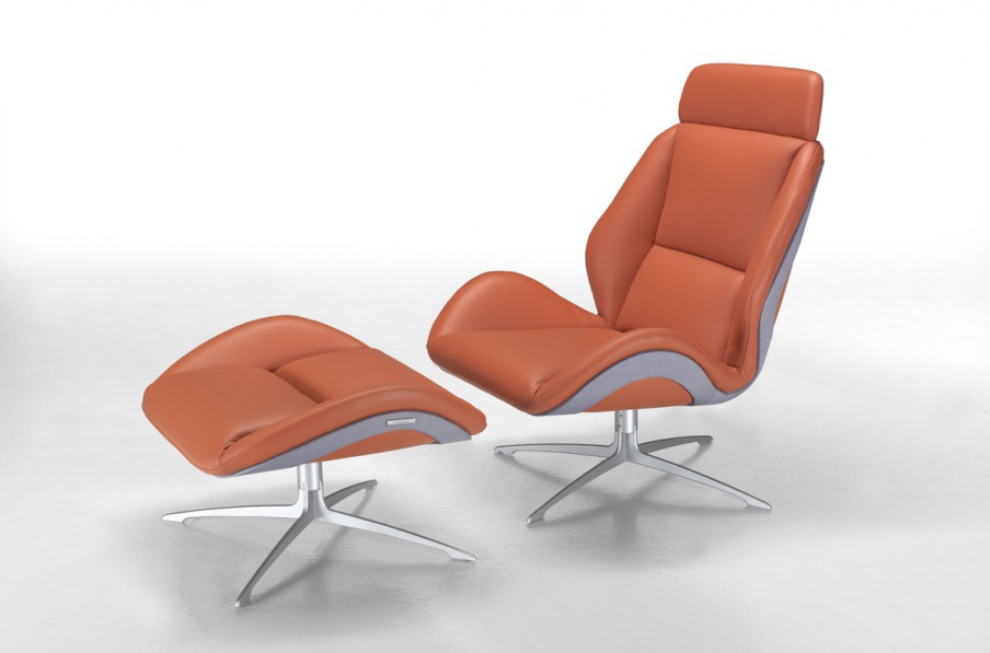 Chair with Ottoman foot in MBS 012 leather upholstery, Formitalia