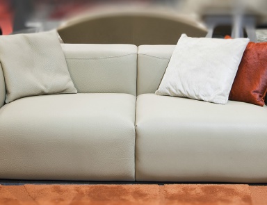 Sofa in leather upholstery MBS 038, Formitalia