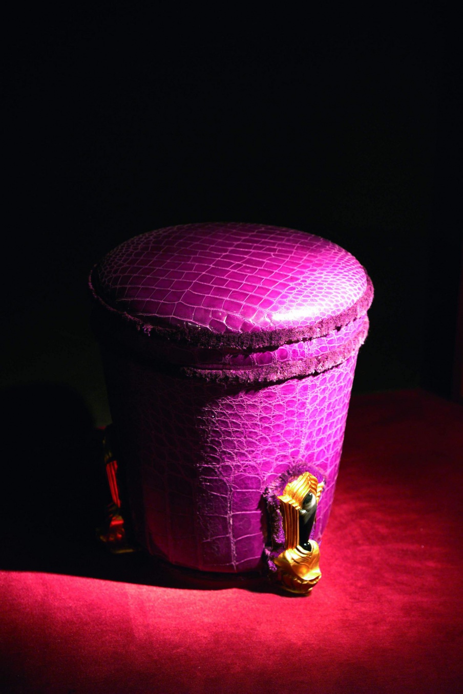 Pouf with frame in natural wood Il Gusto Dei Principi, Colombo Stile 