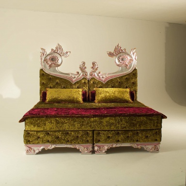 Double bed Tchaikovsky