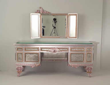 Vanity Tchaikovsky, Colombo Stile