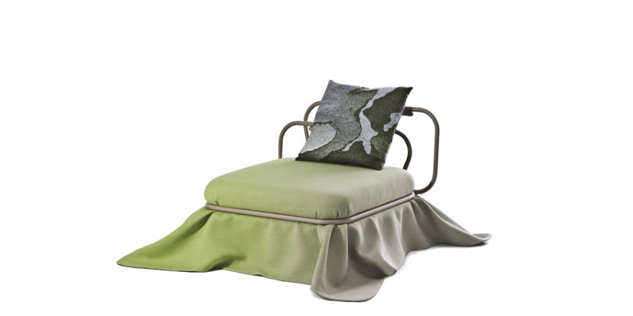 Chair Oasis made of alumina, Moroso