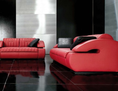 The Suzuka S sofa in leather upholstery, Formitalia