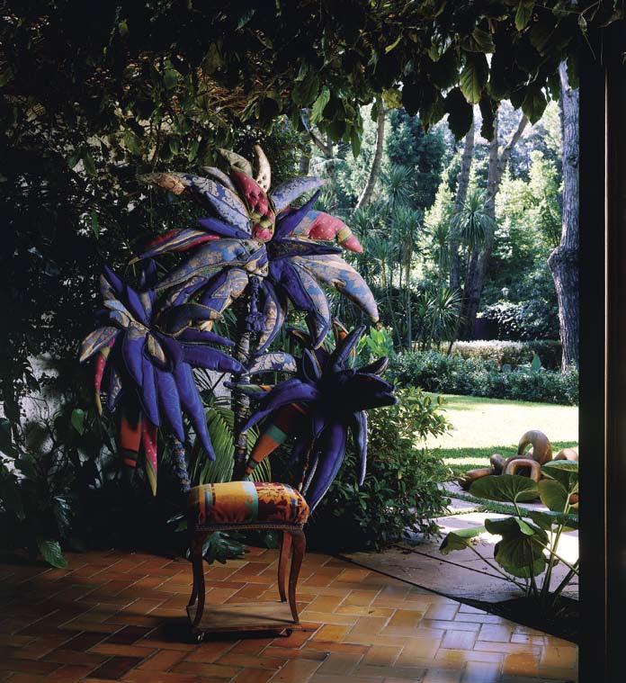 Les Palmares chair in a velvet upholstery, Formitalia