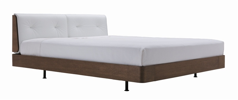 Double bed on a frame of oak Milonga, Lema