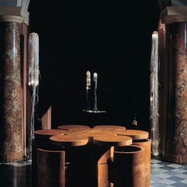 The Margherita dining table