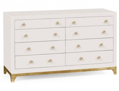 The Golden chest on a support Julian Alexander, Jonathan Charles