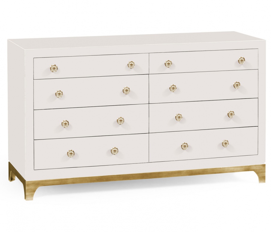 The Golden chest on a support Julian Alexander, Jonathan Charles