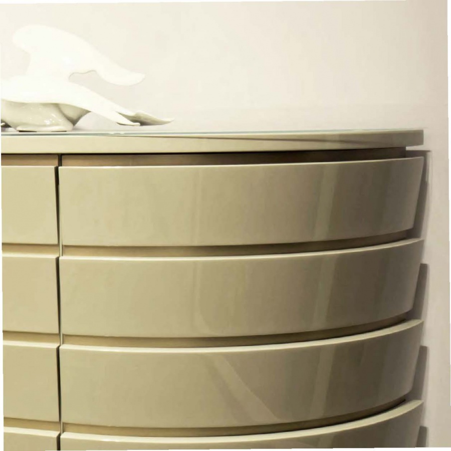 The chest on metal base Muzio, Formitalia