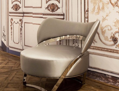 The Gotham chair with metal legs, Formitalia