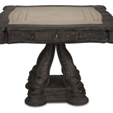 The Jules Game Table