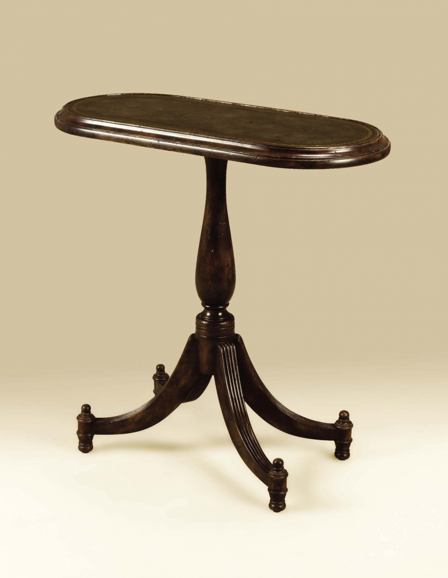 The oval pridivannogo table, Maitland-Smith 