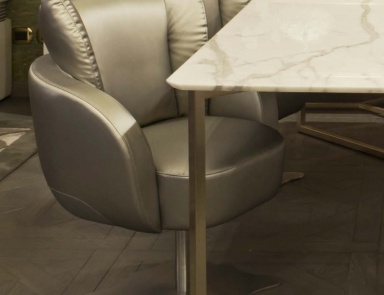 Muzio chair on a swivel base, Formitalia
