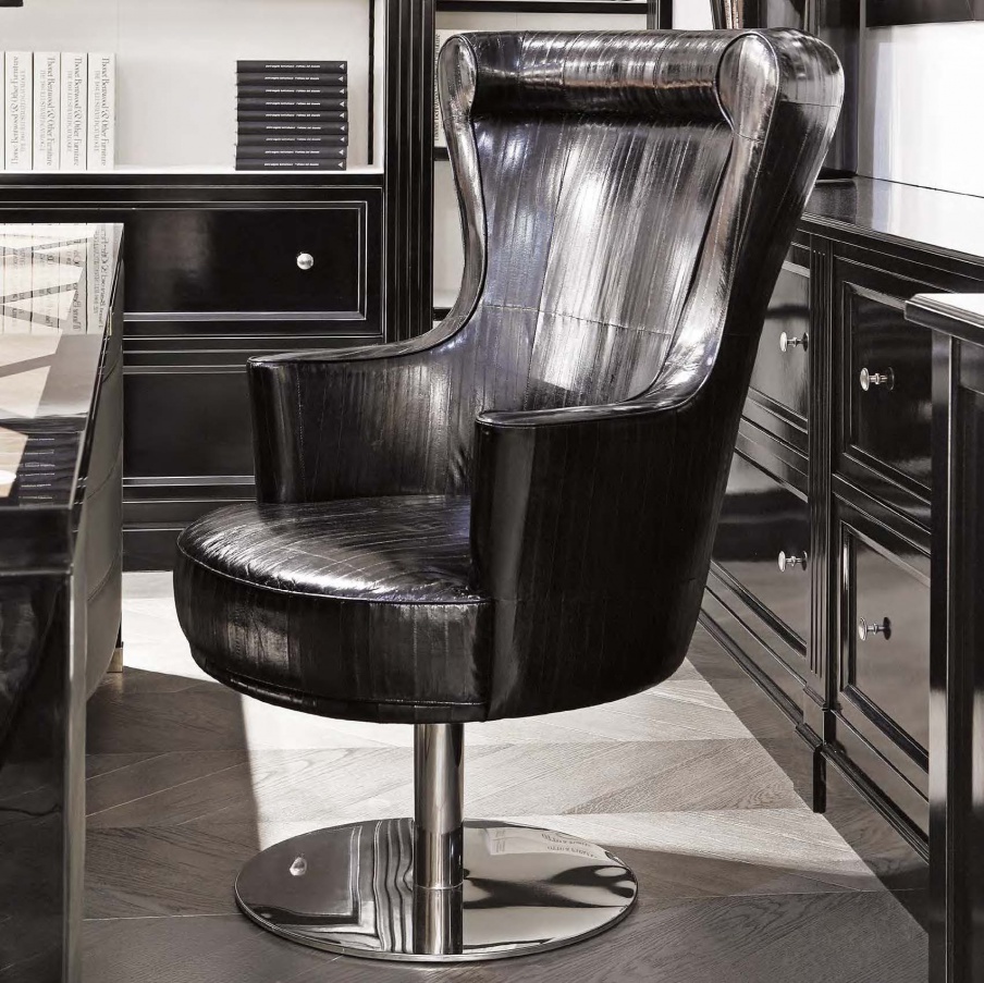 The Queen's chair on a swivel base, Formitalia