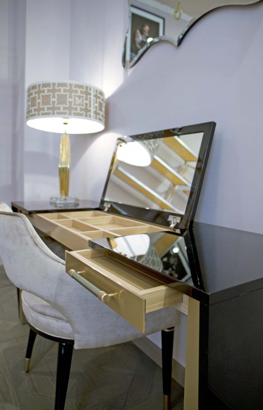 Dressing table Muzio, Formitalia