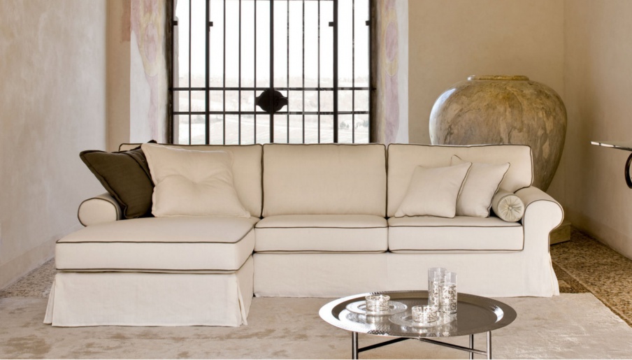 The modular sofa classic Petra, Alberta Salotti