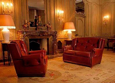 Sofa upholstered in leather Windsor Mascheroni