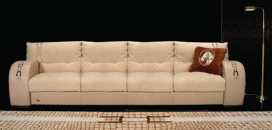 The four-seater Ascot sofa, Formitalia