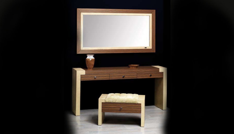 Vanity Alabama, Formitalia