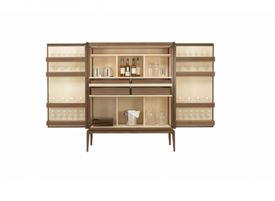 The buffet is Never full low, Ceccotti