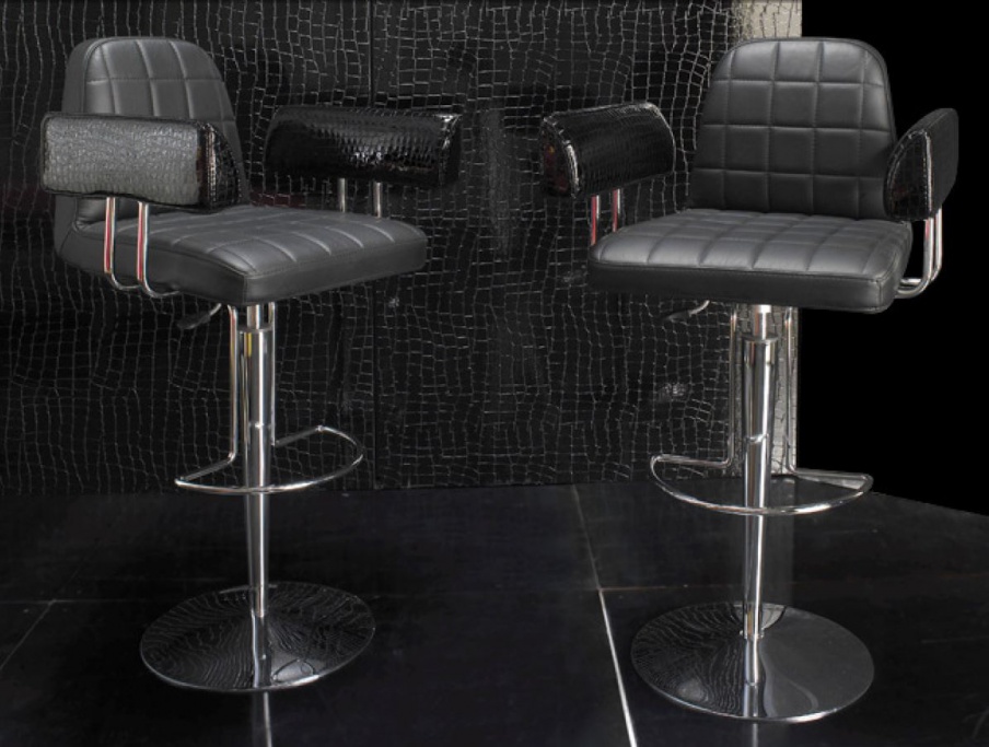 Supercate bar stool in leather upholstery, Formitalia