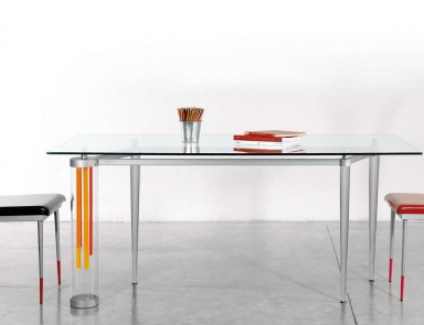 The table leg red Light, metal frame, Formitalia