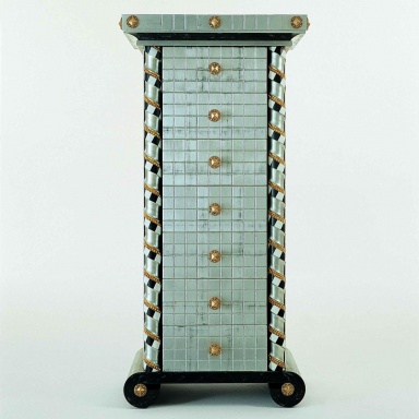 Chest Leggende Future