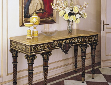 The console is natural wood, Francesco Molon