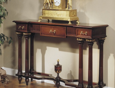 The console is natural wood, Francesco Molon