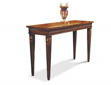 The console is natural wood, Francesco Molon