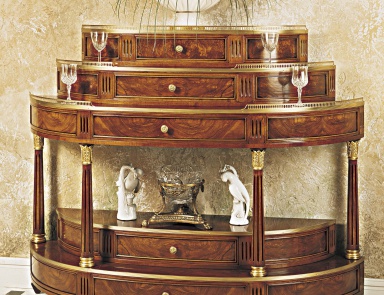 The console is natural wood, Francesco Molon