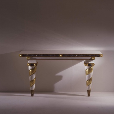 Console Una Visione Di Eleganza