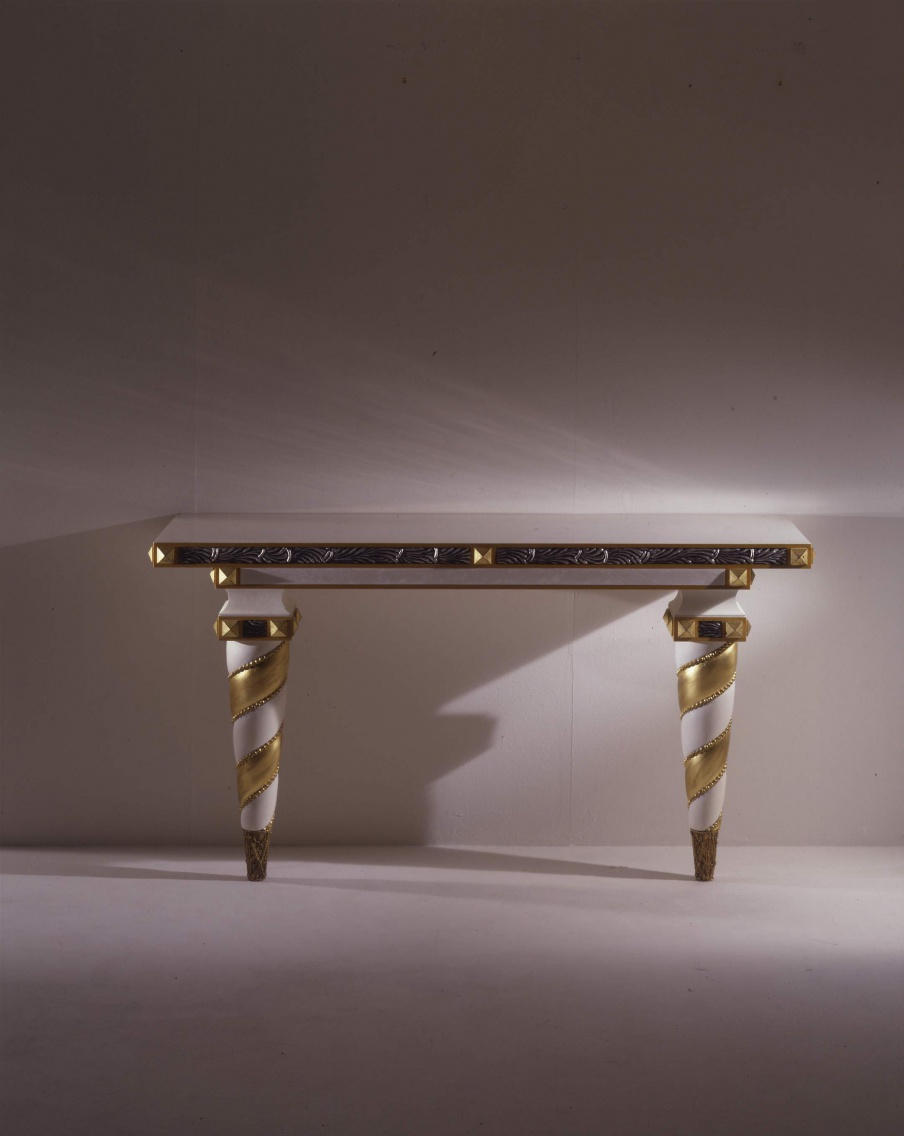 Console Una Visione Di Eleganza, Stile Colombo