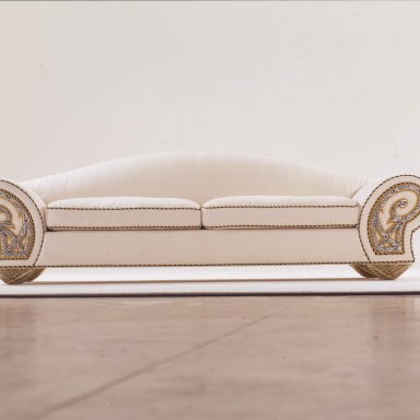 Three seater sofa Una Visione Di Eleganza