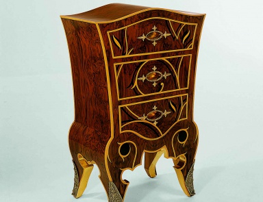 Chest Corrispondenze Segrete, Colombo Stile