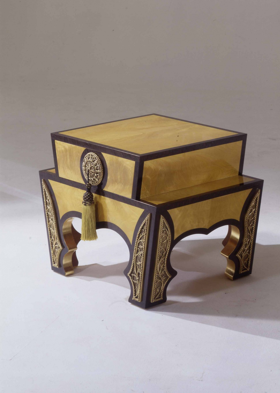 Bedside table Dietro La Grande Muraglia, Colombo Stile