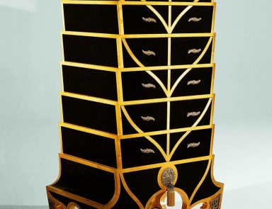 Chest Dietro La Grande Muraglia, Colombo Stile