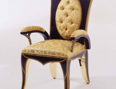 Chair with armrests Dietro La Grande Muraglia, Colombo Stile