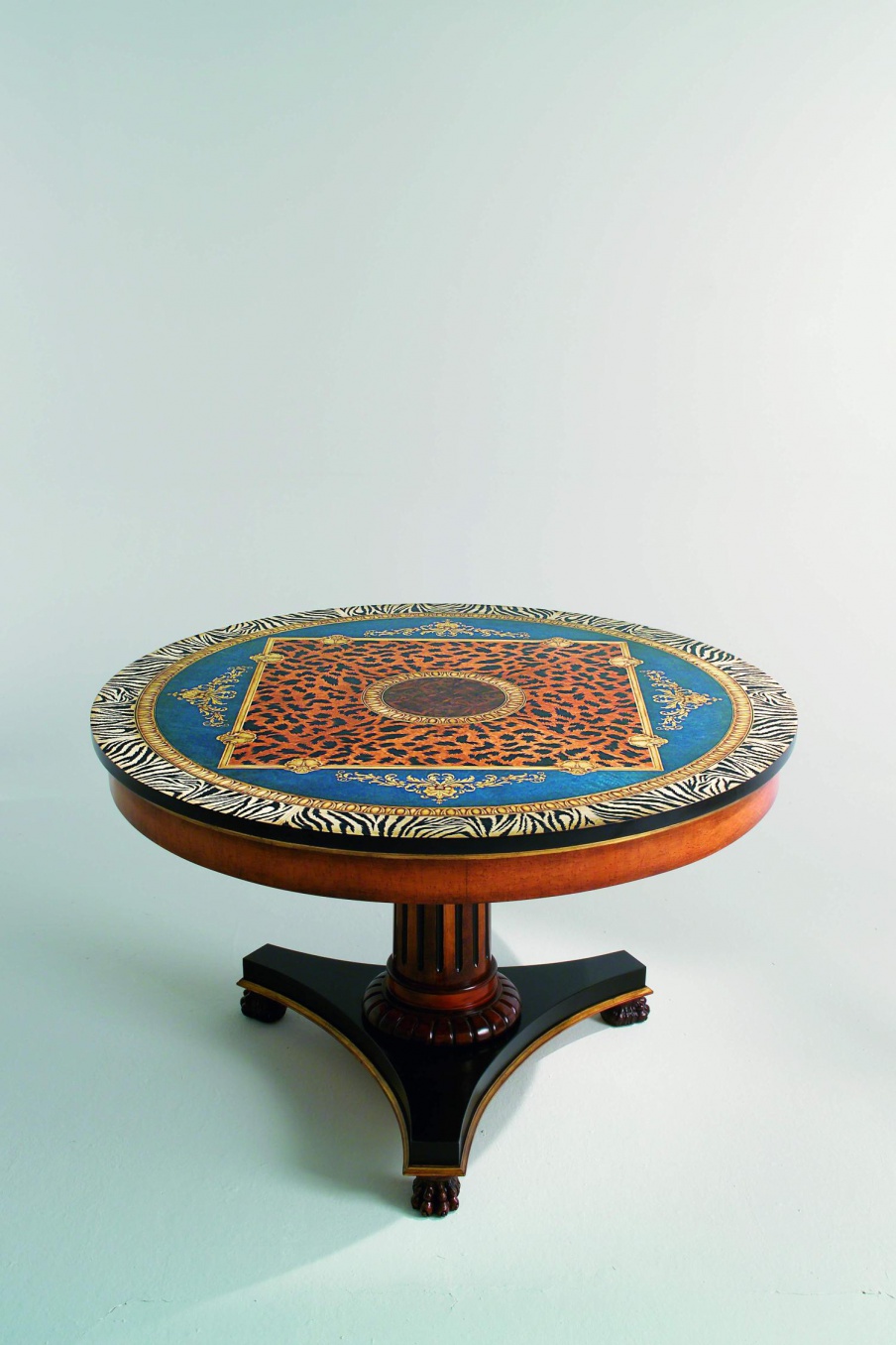 Dining table Treasures, Colombo Stile