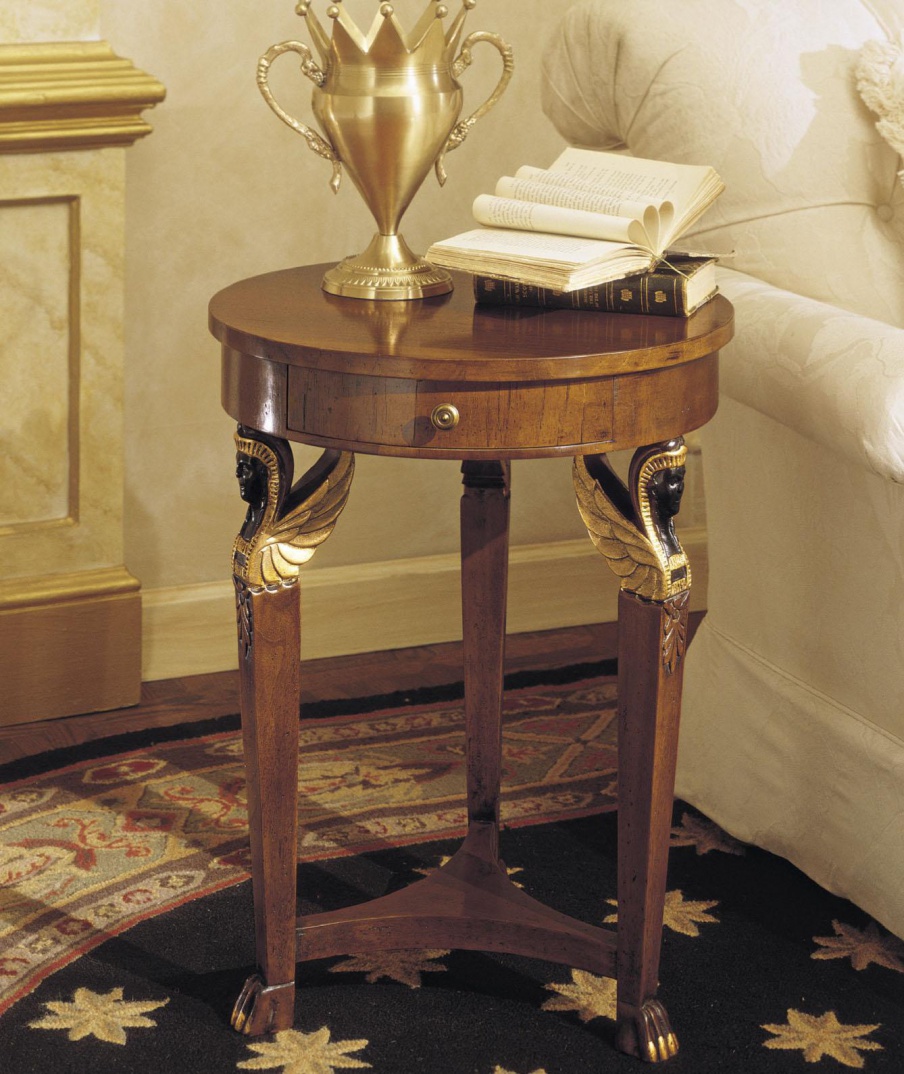 Pridivanny table made from natural wood, Francesco Molon