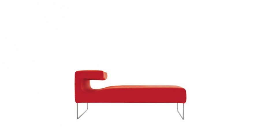 Lowseat chaise lounge in fabric, Moroso