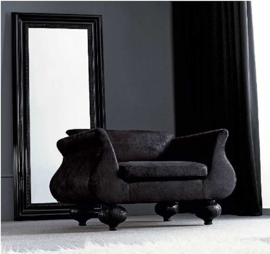 Mirror Casablanca, EGO