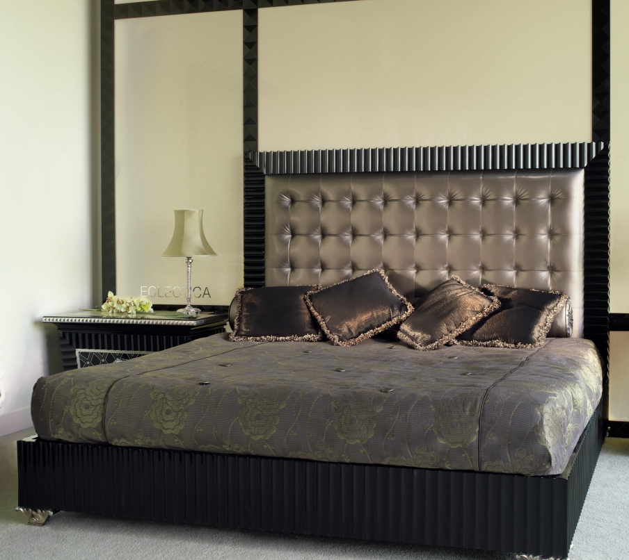 Double bed Luna, Francesco Molon