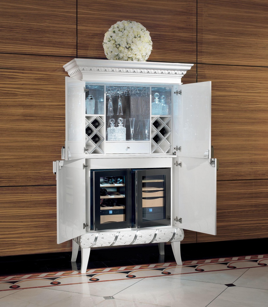 The rack bar Apollo, Francesco Molon