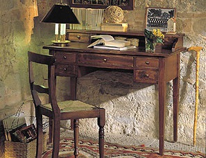 Desk, DOLFI