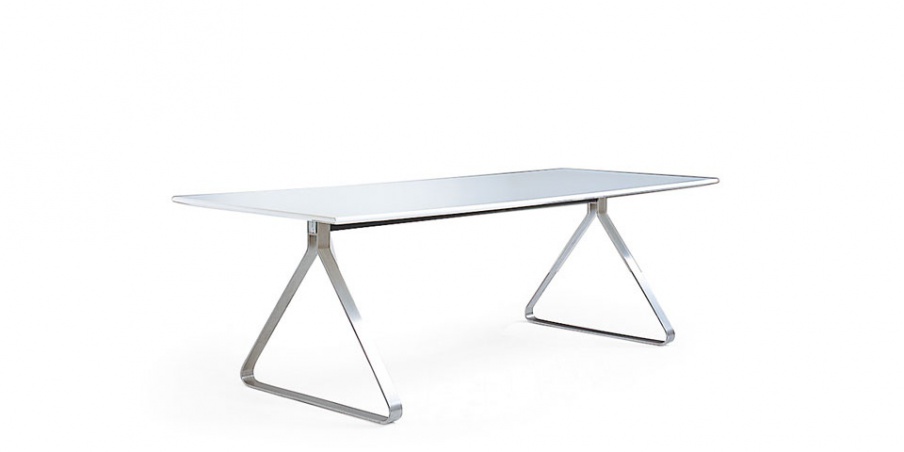 Fjord dining table, Moroso