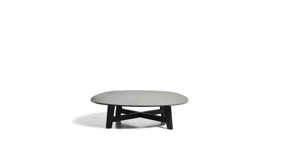 Phoenix coffee table, Moroso